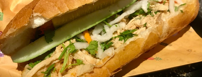 Banh Mi Chim Chay is one of Lieux qui ont plu à Kalle.
