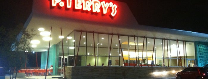 P. Terry's Burger Stand is one of Lugares favoritos de Debra.