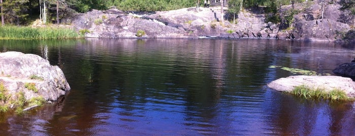 Ruskeala Waterfalls is one of ИДЕ я.