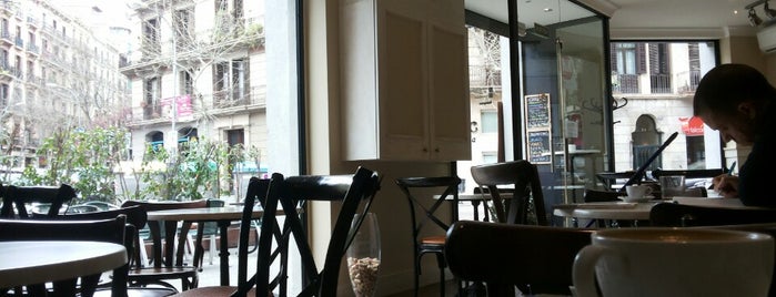 Parisii Bistrot is one of Xiaoさんのお気に入りスポット.