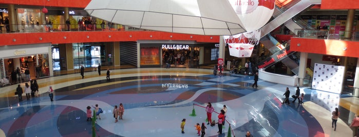 Tbilisi Mall | თბილისი მოლი is one of Posti che sono piaciuti a TC Mehmet.