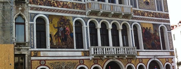 Palazzo Barbarigo is one of Bons plans Venise.
