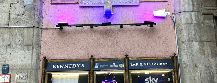 Kennedy's Irish Bar & Restaurant is one of Restaurants für Sonnenanbeter in München.