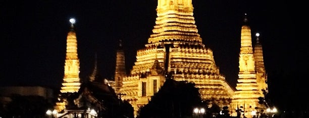 Wat Arun Rajwararam is one of tallpiscesgirl's Bangkok adventure.