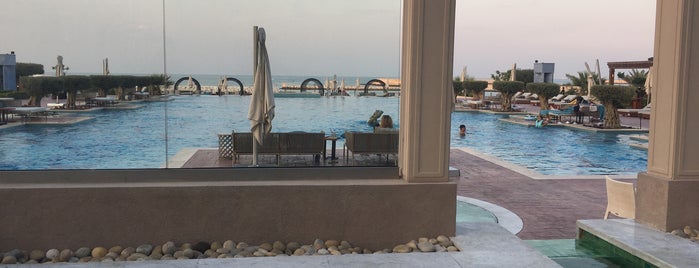 Royal Saray Resort By Accor is one of สถานที่ที่ •Hassan ถูกใจ.