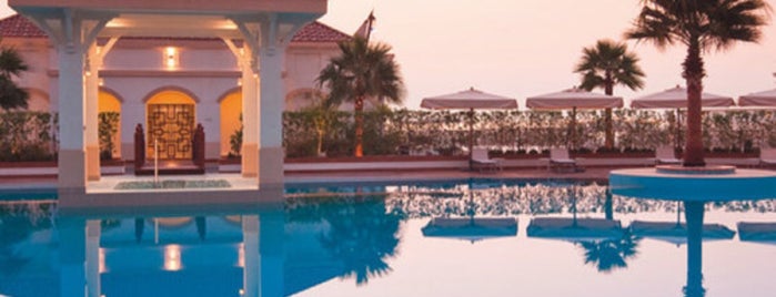 Mövenpick Beach Resort Al Khobar is one of Gespeicherte Orte von •Hassan.