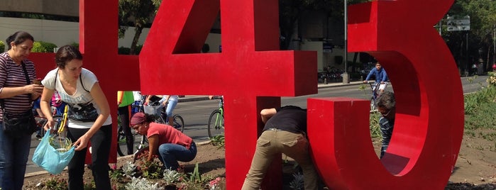 El Antimonumento por los 43 estudiantes desaparecidos is one of Mexico City.