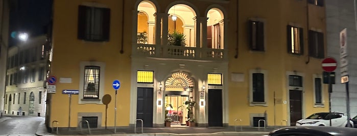 Hotel Gran Duca di York is one of Tempat yang Disukai Herve.