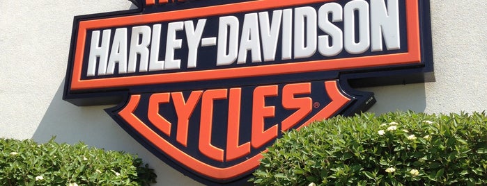 Empire Harley-Davidson is one of Lugares favoritos de Ken.