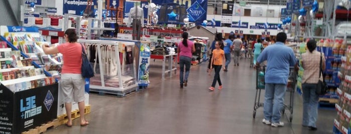 Sam's Club is one of Locais curtidos por Pelón.