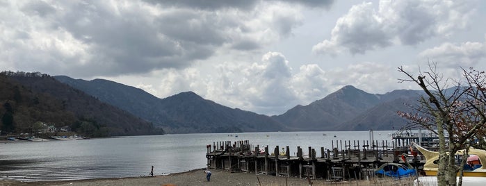 Lake Chuzenji is one of 隠れた関東近辺の日帰りドライブスポット！.