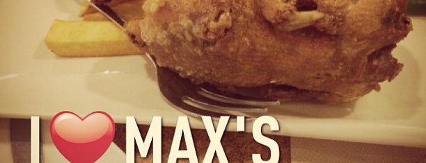 Max's Restaurant is one of Lieux sauvegardés par Kimmie.