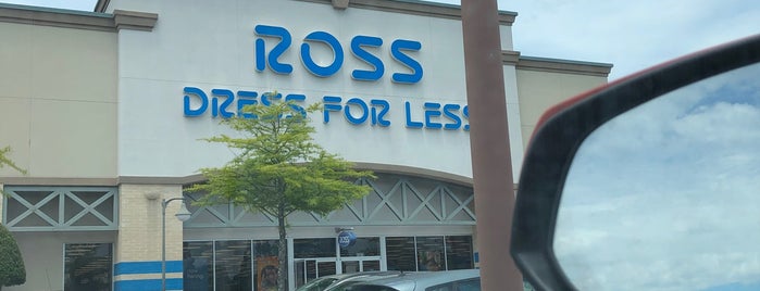 Ross Dress for Less is one of Locais curtidos por Nancy.