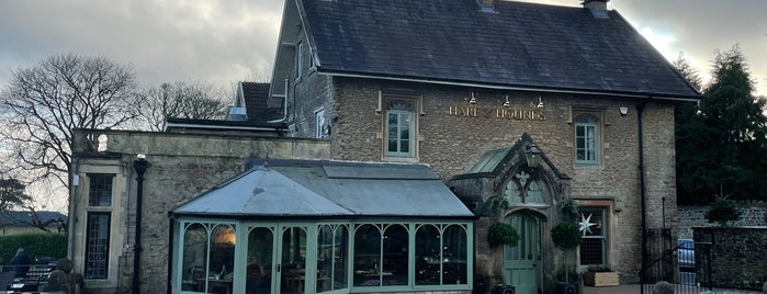 Hare & Hounds is one of Bath and cotswolds.