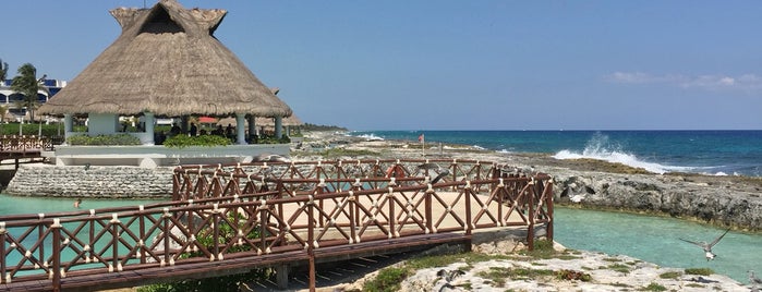 Hard Rock Hotel Riviera Maya is one of Liliana’s Liked Places.