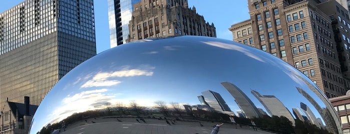 Cloud Gate by Anish Kapoor (2004) is one of Liliana : понравившиеся места.