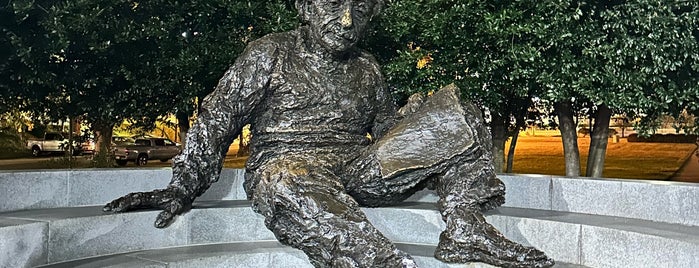 Albert Einstein Memorial is one of DC Monuments.