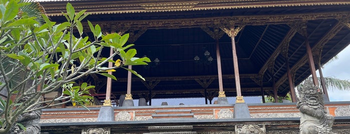 Ubud Palace is one of Ubud.