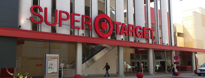Target is one of Supermercados.