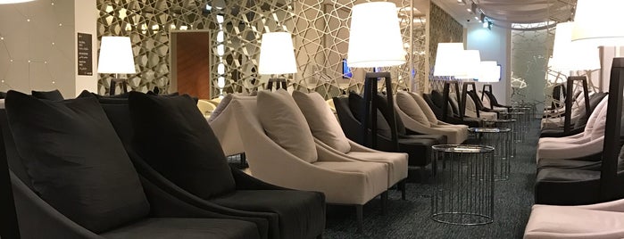 Qatar Airways Dubai Premium Lounge is one of Orte, die Mark gefallen.