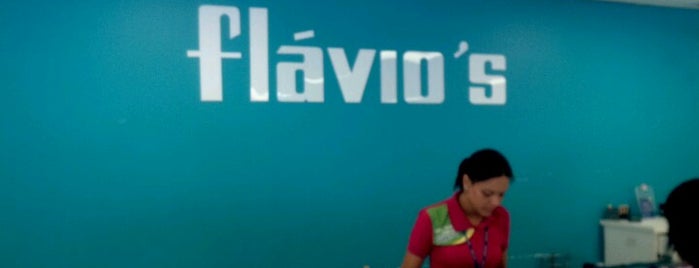 Flávio's Calçados is one of Lorenaさんのお気に入りスポット.