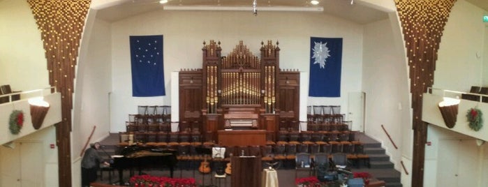 First Unitarian Church is one of สถานที่ที่ Star ถูกใจ.