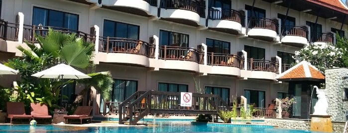 Nipa Resort is one of Locais curtidos por Adriana.