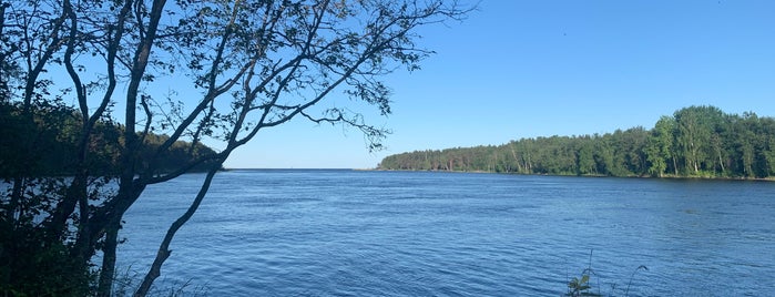 Река Бурная is one of Природа.