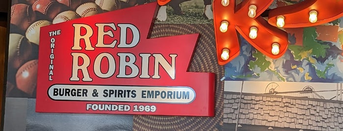 Red Robin Gourmet Burgers and Brews is one of Santa Clarita.