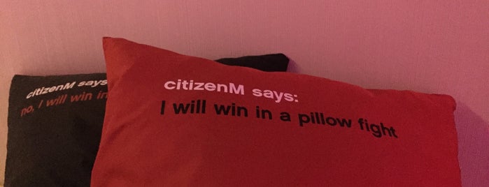 citizenM Rotterdam is one of Lugares favoritos de Fabio.