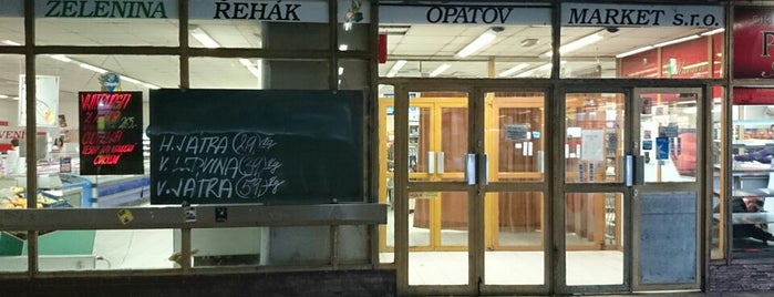 Opatov Market is one of Eat.