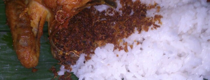 Ayam Lengkuas is one of Favorite Food.