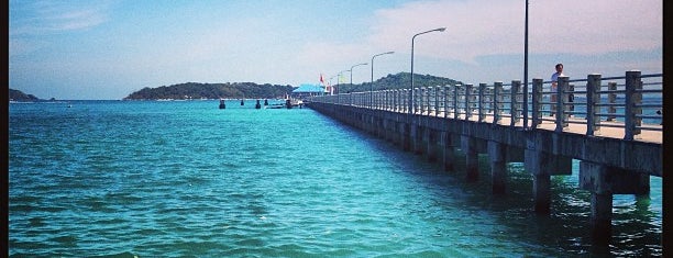 Rawai Landing Pier is one of Locais salvos de Valeria.