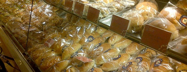 Holland Bakery is one of Kuliner❥.