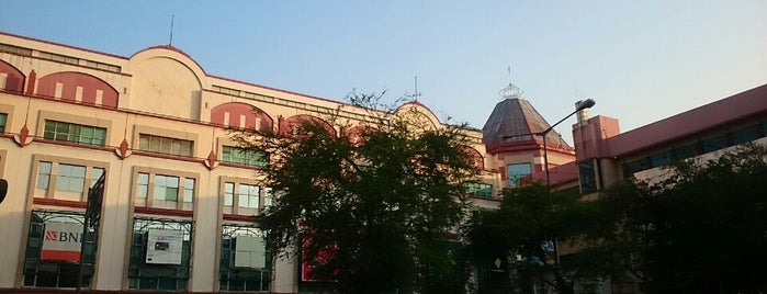 Pusat Boutique ITC mangga dua is one of Lugares favoritos de Vaήs 😉.