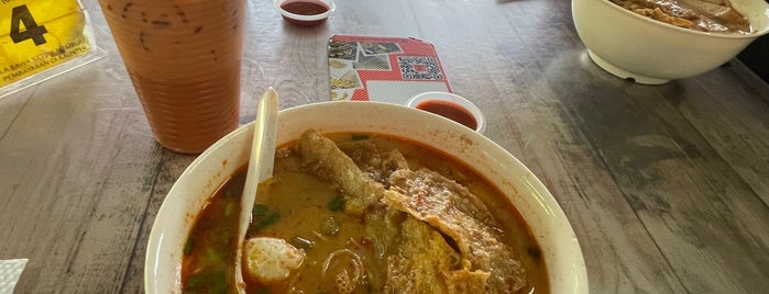 Gerai Mee Kari Ami is one of Penang Food Trip.