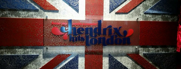 Hear My Train a Comin': Hendrix Hits London is one of Locais curtidos por Stephanie.