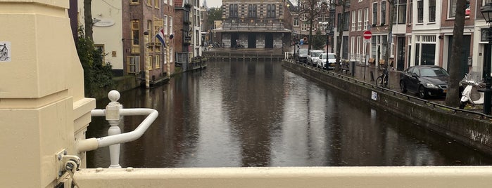 Alkmaar is one of Tempat yang Disukai Louise.