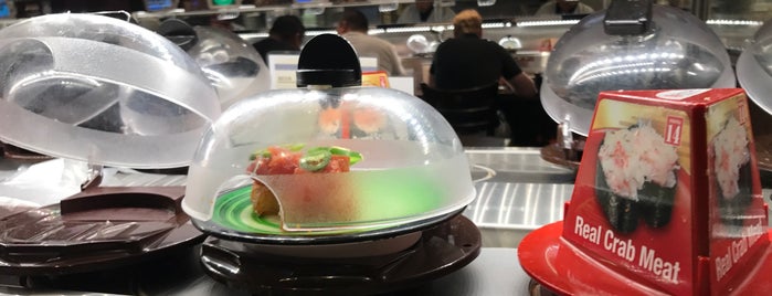 Kura Revolving Sushi and Bar is one of Anさんのお気に入りスポット.