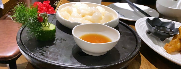 晶焱上海菜 is one of Tempat yang Disukai leon师傅.