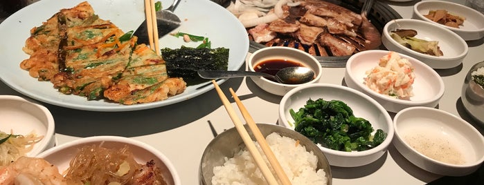 Yakiniku Seoul is one of Anさんのお気に入りスポット.