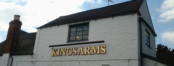 The Kings Arms (Crown Carveries) is one of สถานที่ที่ Jana ถูกใจ.