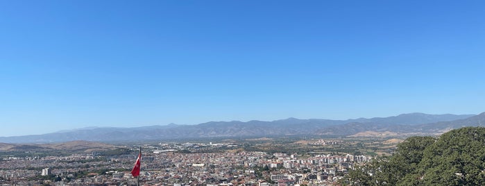 Kız Kalesi Tarihi Pelit Cafe is one of Lieux qui ont plu à Meltem.