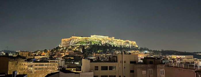 Manouka is one of Athens by night.