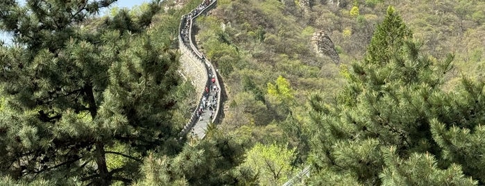 The Great Wall at Juyong Pass is one of Beijing.