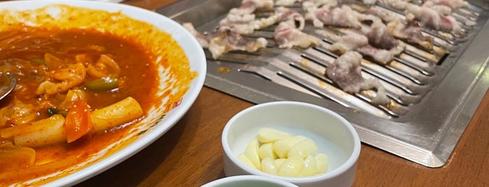Seorabeol Korean Restaurant is one of ⭐️Favorito Mavorito⭐️.
