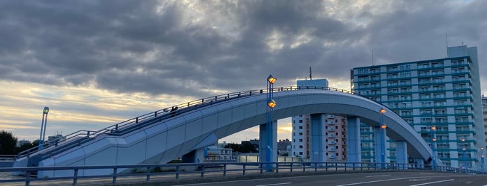 幌平橋 is one of Gianniさんのお気に入りスポット.