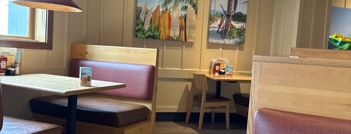 Islands Restaurant is one of Guide to Manhattan Beach's best spots.