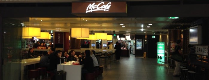 McDonald's is one of Food @ Frankfurt Airport.
