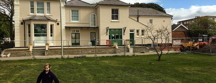 Cumberland House Natural History Museum is one of Educational.